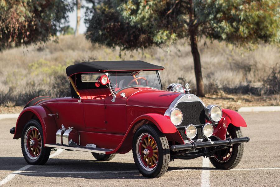  Stutz 695 Roadster by Weymann 1925 года  (фото 1 из 7)